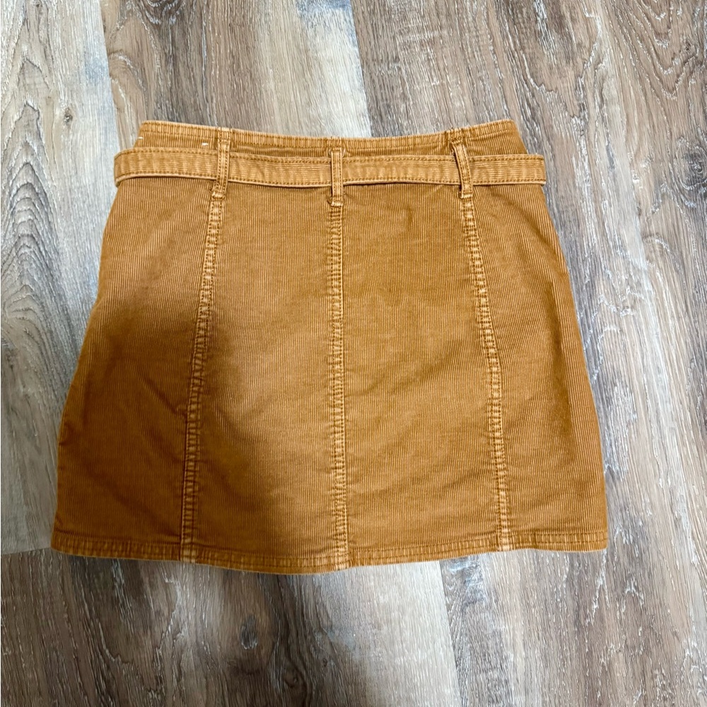 Button-Front Tan Skirt - Picture 2 of 3